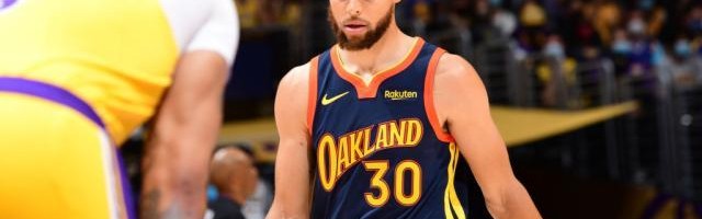 开云全站网站-面对窒息围剿射下37分 无解库里险些掀翻卫冕冠军